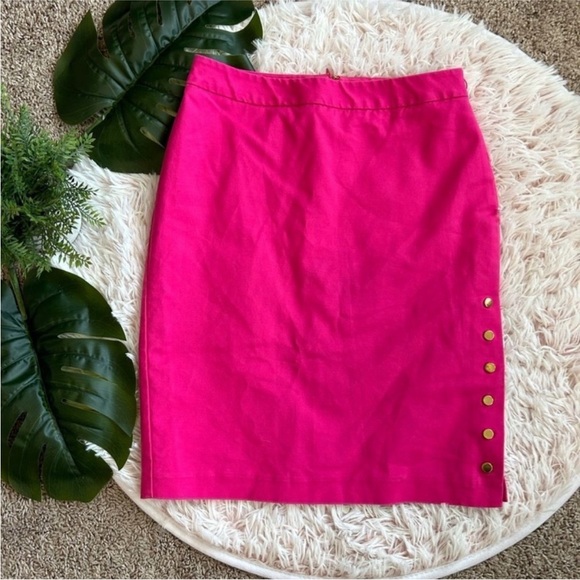 Worthington Dresses & Skirts - Worthington Pink Skirt Gold Snap Button Slit 10P Magenta Petite